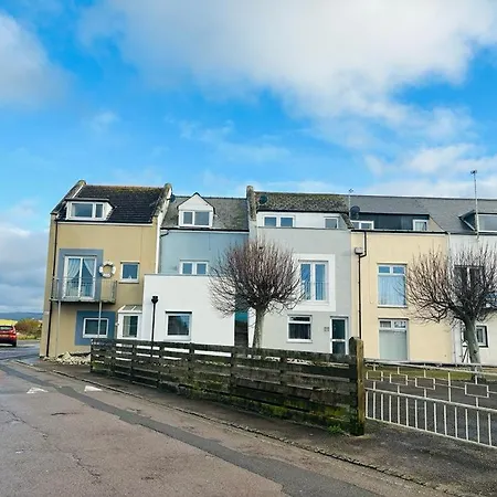 Holiday home 23 Coastal Comfort *