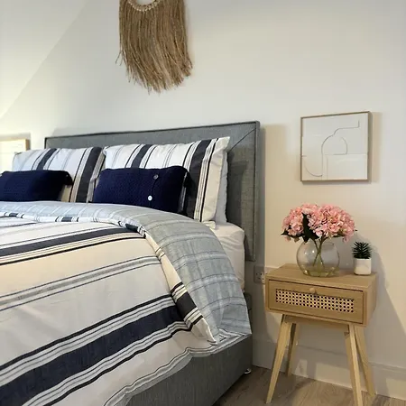 23 Coastal Comfort Feriehus *