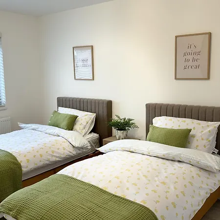 23 Coastal Comfort Feriehus *